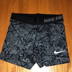 nike pros